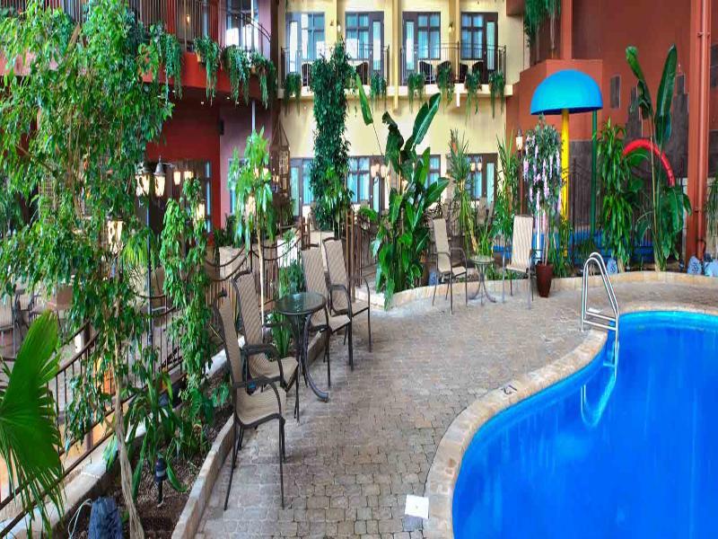 فندق مدينة كويبيكفي  فندق أمباسادورز او سويتس المظهر الخارجي الصورة
